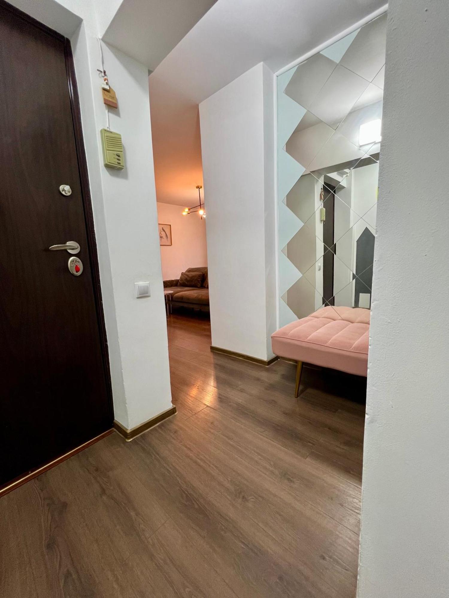 Old Town View- Ultracentral Apartment 特尔戈维什泰 外观 照片